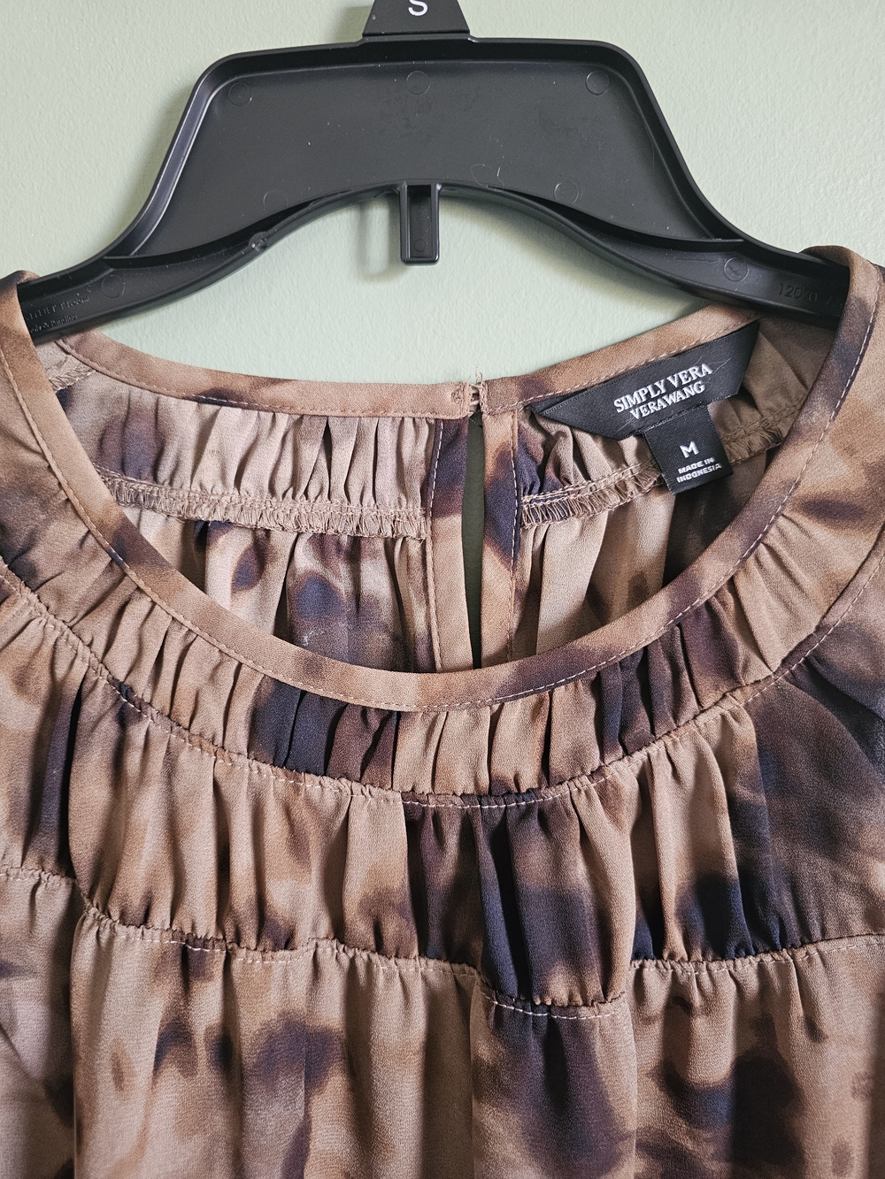 Simply Vera Vera Wang Brown and Black Tie-Dye Sleeveless Camisole - Picture 3 of 6